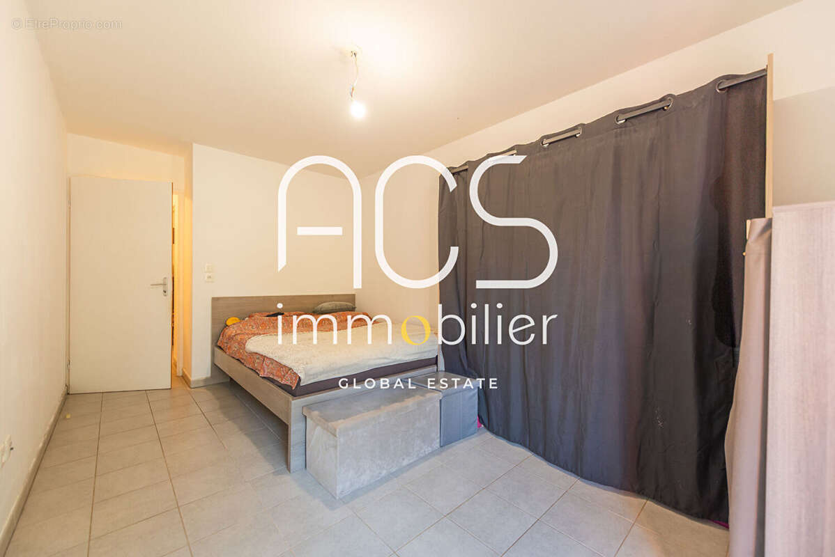 Appartement à CHATEAUNEUF-LES-MARTIGUES