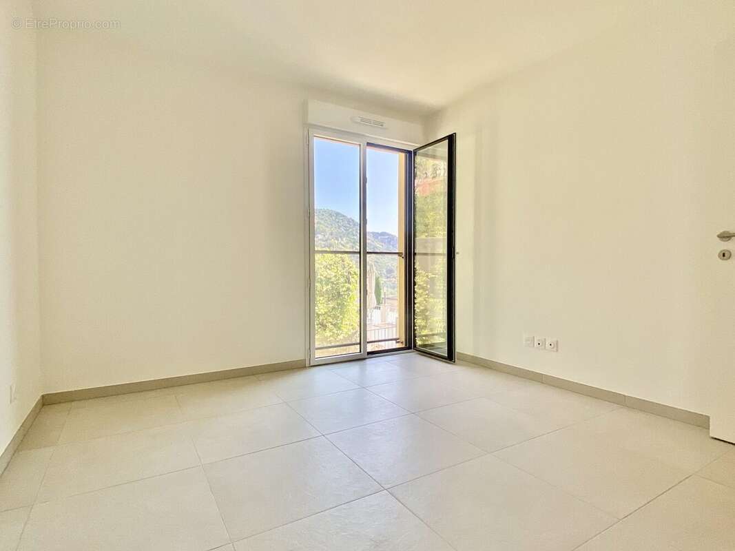 Appartement à LA TURBIE