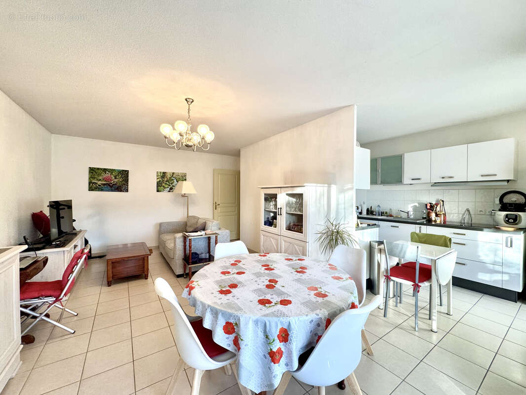 Appartement à HYERES