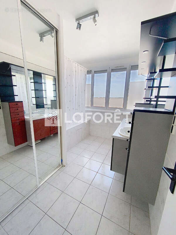 Appartement à LYON-4E