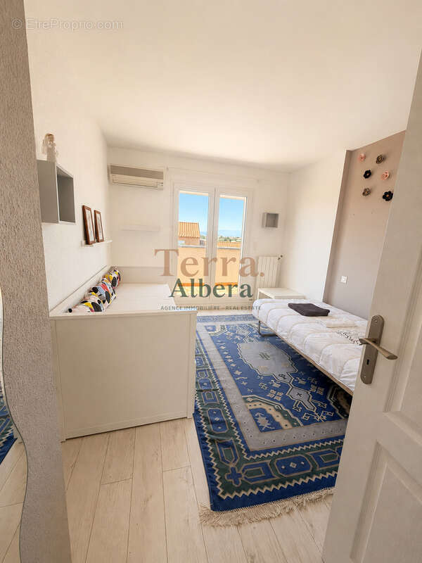 Mas Vermeil   Élégante villa d'architecte avec piscine intérieure, vue Canigou et bureau indépendant et garage - photo 9