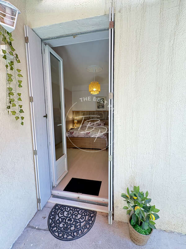 Appartement à LAMALOU-LES-BAINS