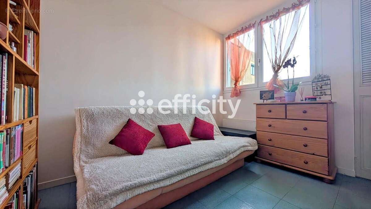Appartement à LOGNES