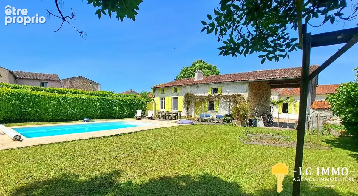 Maison à PONS