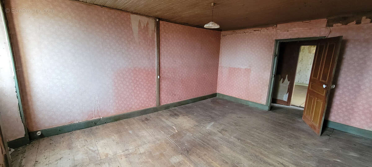 Maison mitoyenne des années 30 avec vue dégagée sur la campagne - photo 18