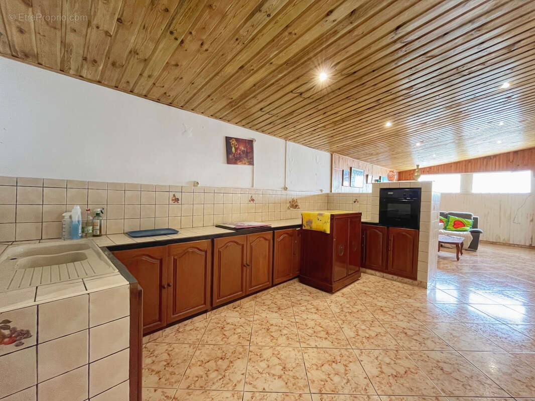 Maison à LA PLAINE-DES-PALMISTES