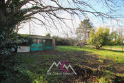 Terrain à LA CHAPELLE-DES-MARAIS