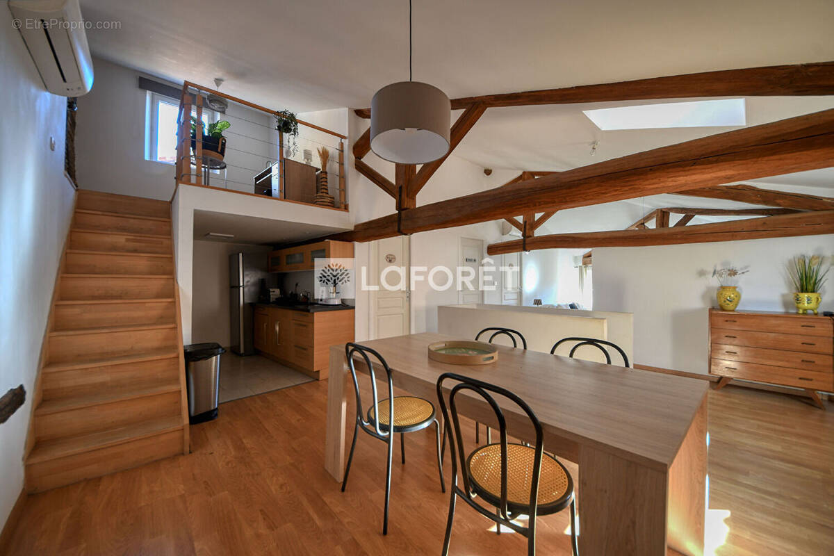 Maison à LISLE-SUR-TARN