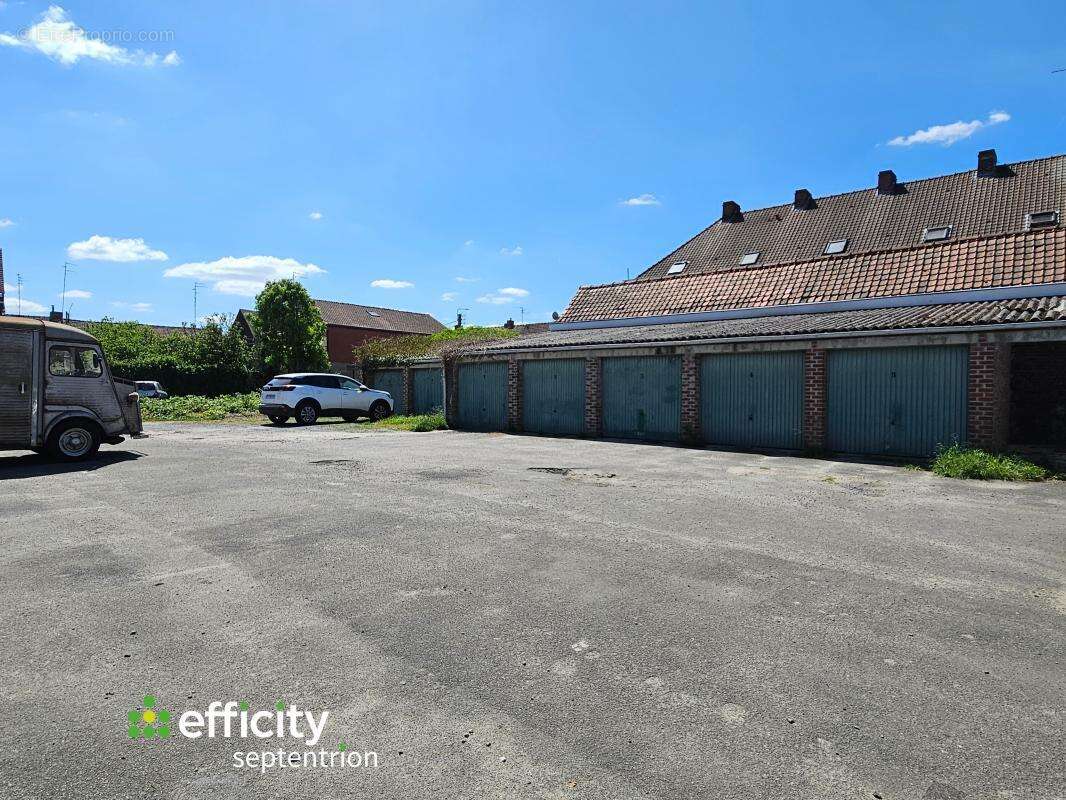 Terrain à WATTRELOS