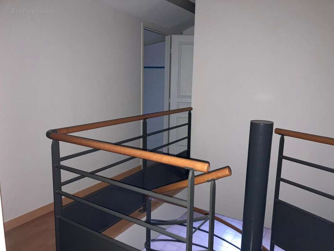 palier etage - Maison à CAHORS