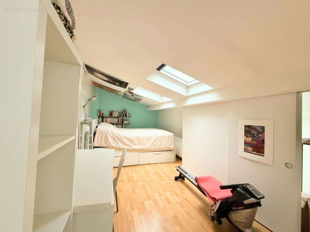 Maison à PARIS-19E