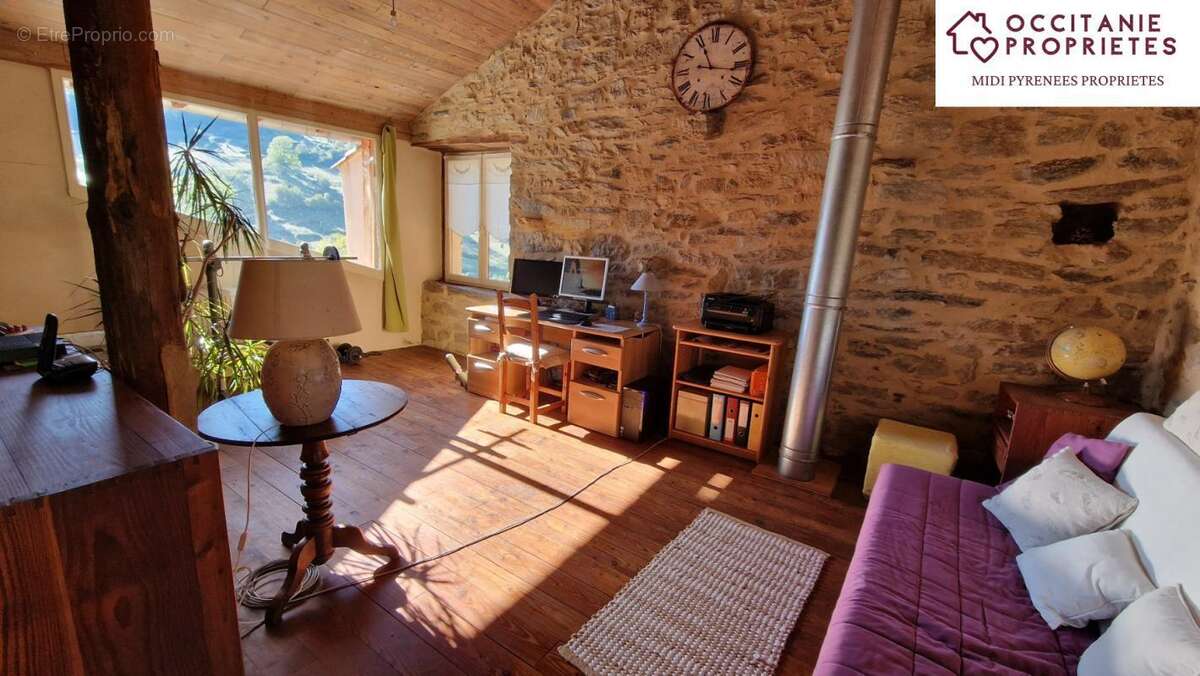 Maison à ESPLAS-DE-SEROU