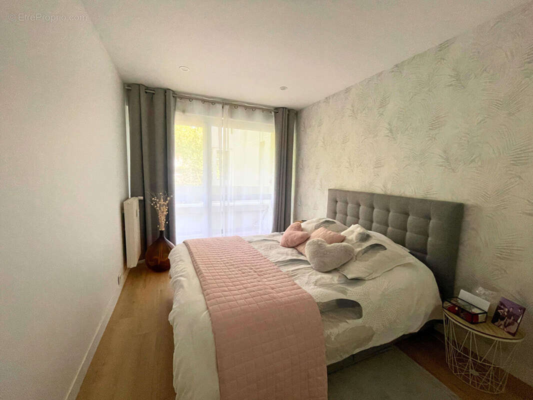 Appartement à LES ESSARTS-LE-ROI