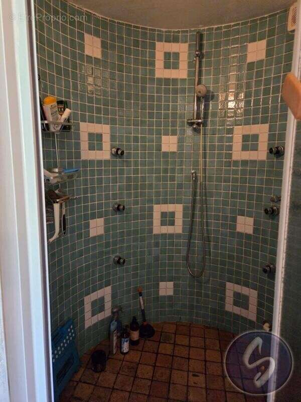 Maison à SAINT-GEORGES-DE-NOISNE