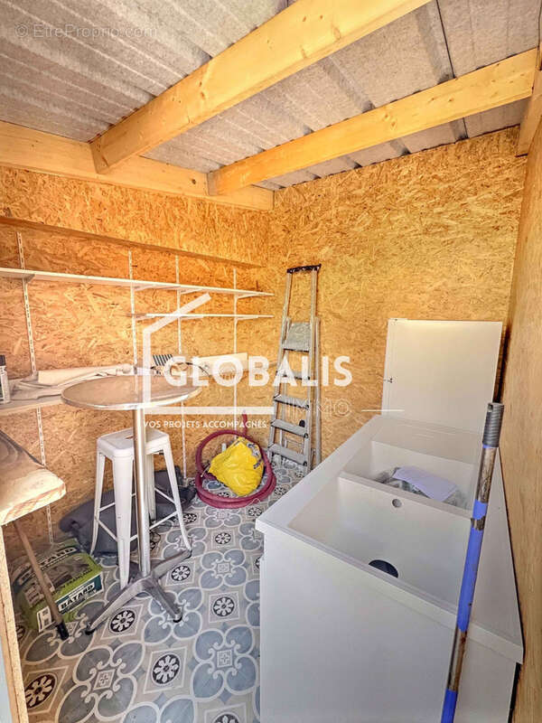 Appartement à AIX-NOULETTE