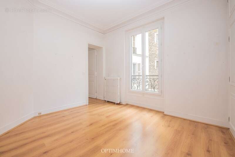 Appartement de 3 pièces / 69 m² SAINT MANDE (94) - Quartier Notre Dame - proche Bois de Vincennes - Fort potentiel - A rénover - photo 11