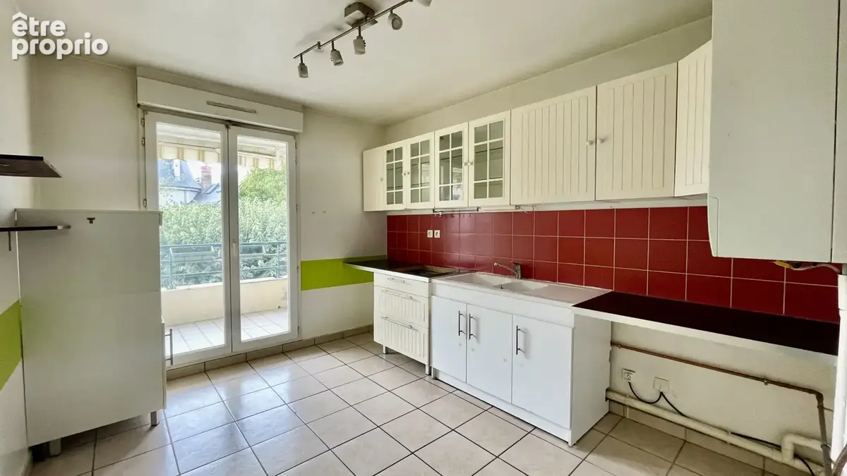 T3 72,5 m2 / Grande Terrasse / DPE C / Poss Garage - photo 5