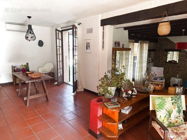 Maison à SAINT-MARTIN-DE-LONDRES