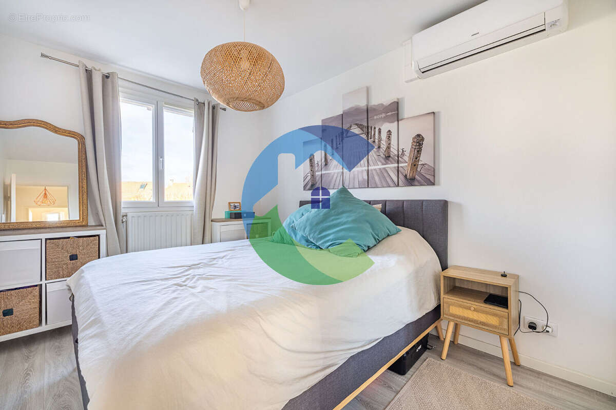 Maison à BALLAINVILLIERS