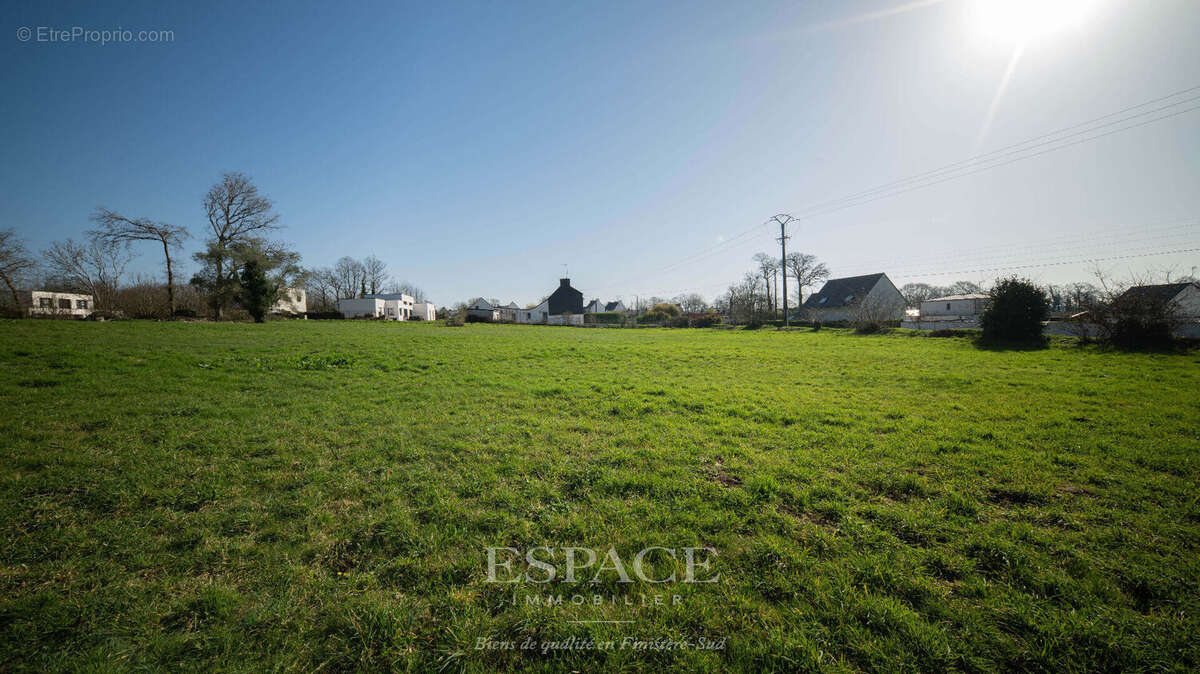 Terrain à CONCARNEAU