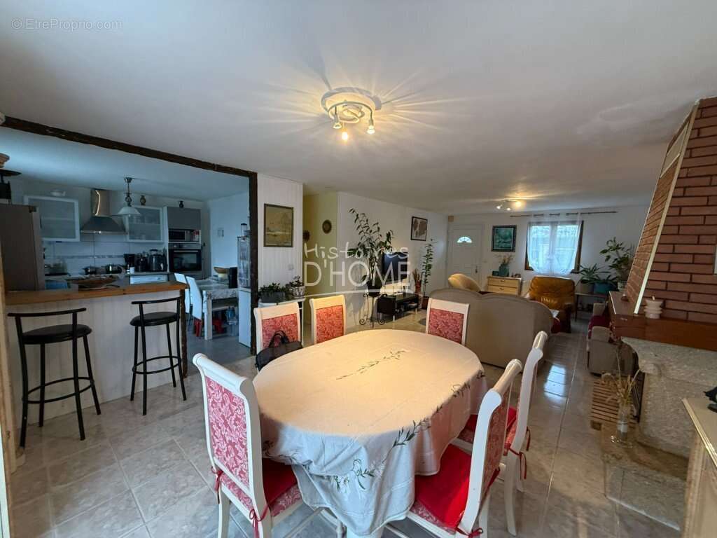 Maison à ROZAY-EN-BRIE