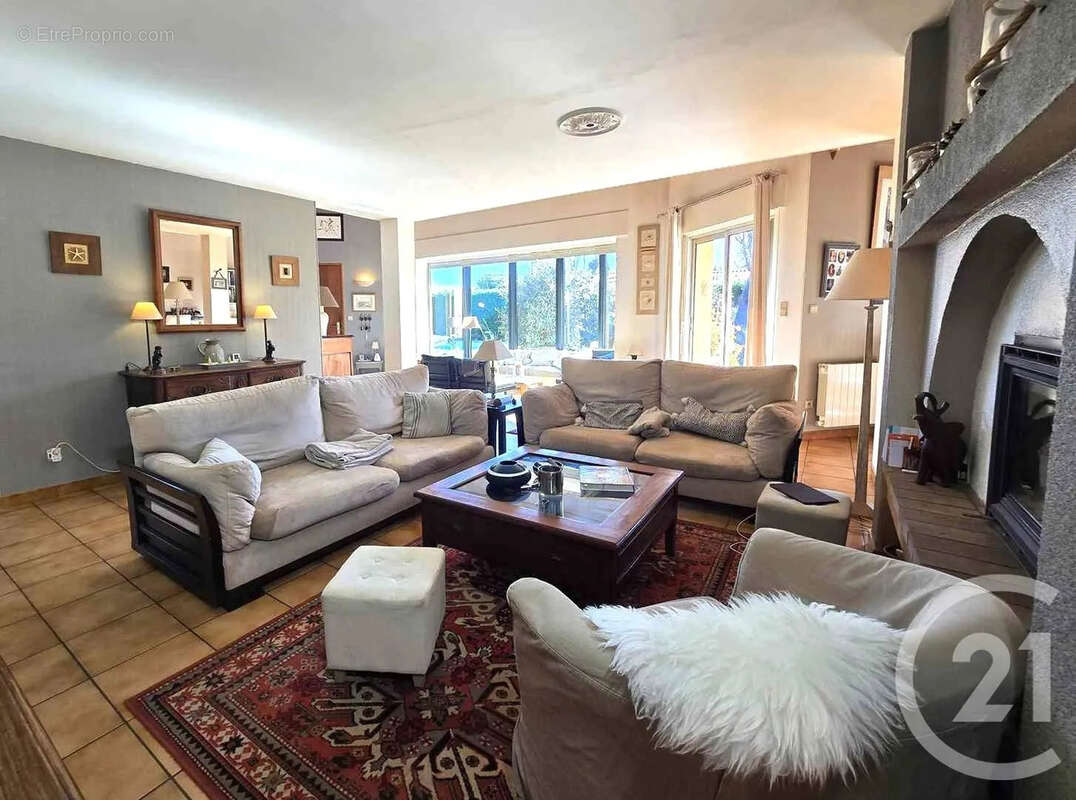 Maison à LAVERNOSE-LACASSE