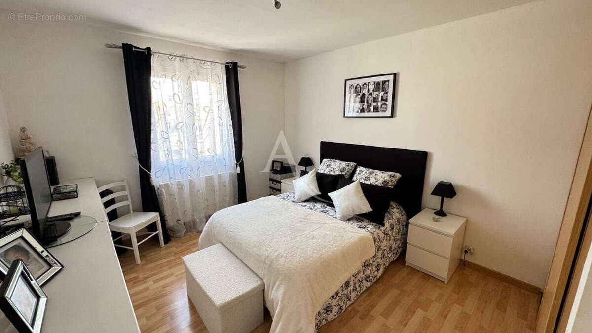 Maison à OZOIR-LA-FERRIERE