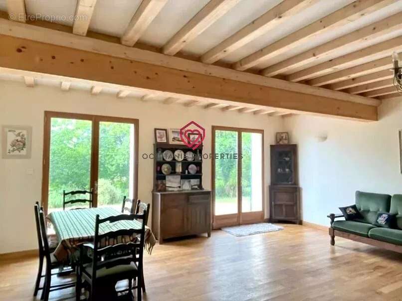 Maison lumineuse face aux Pyrénées - photo 13