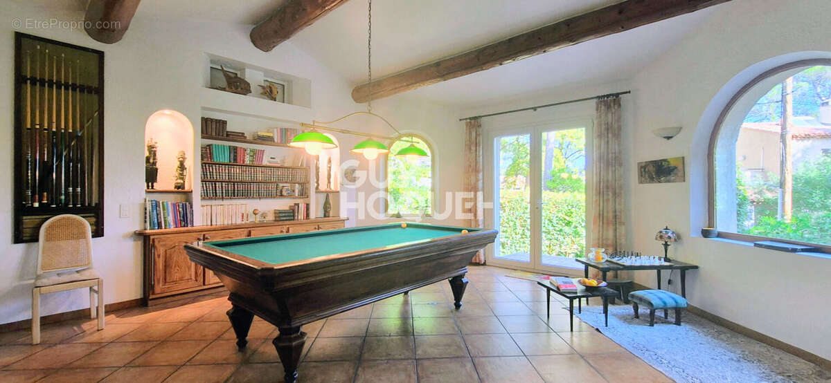 Maison à BOUC-BEL-AIR