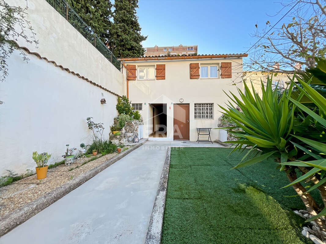 Maison à MARSEILLE-4E