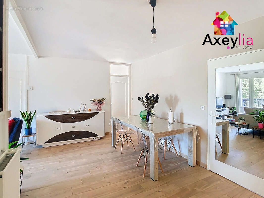 Appartement à RIORGES