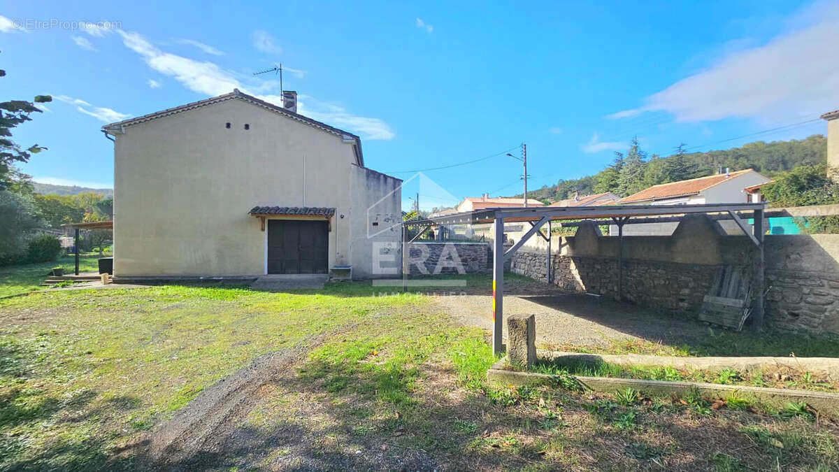 Maison à MONTAZELS