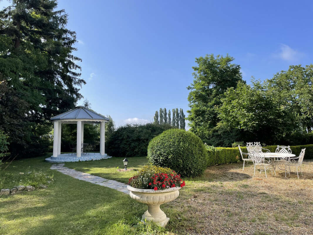 Maison à BRETEUIL