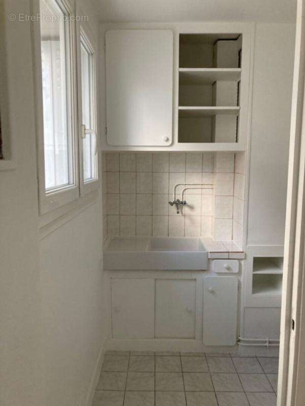 Appartement à PARIS-19E