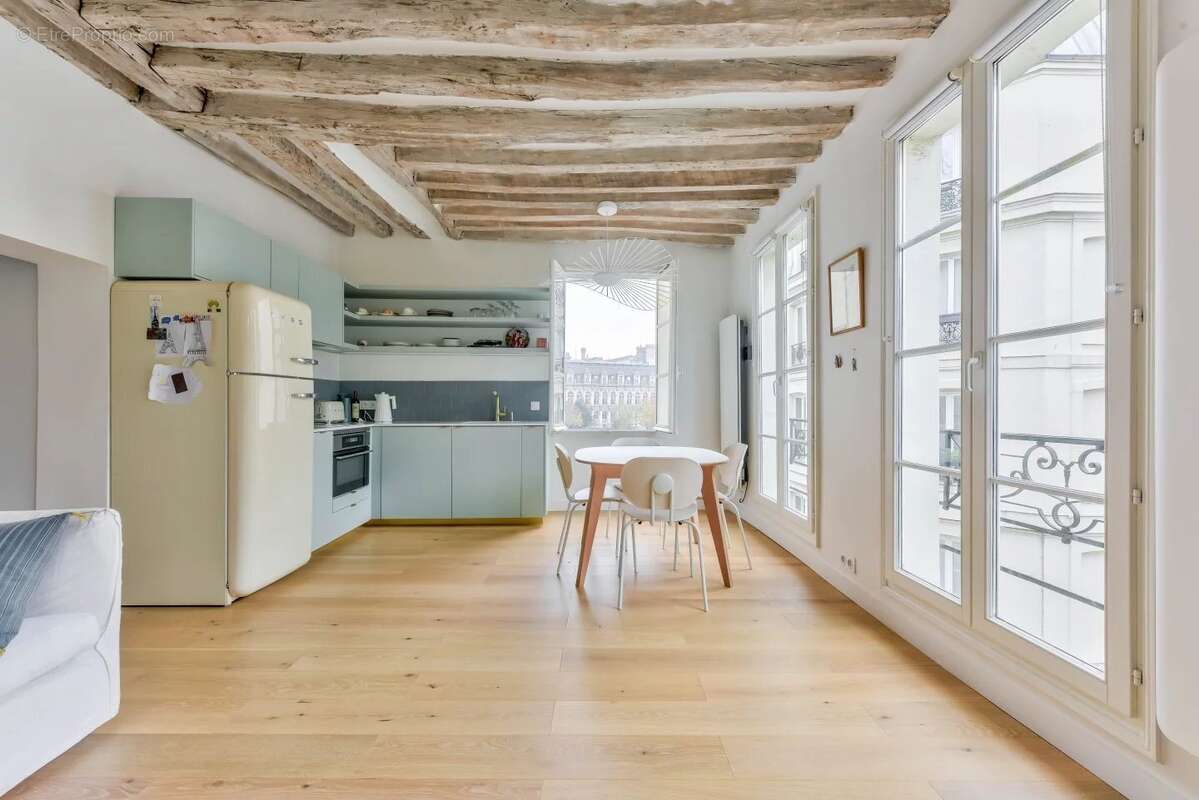 Appartement à PARIS-4E