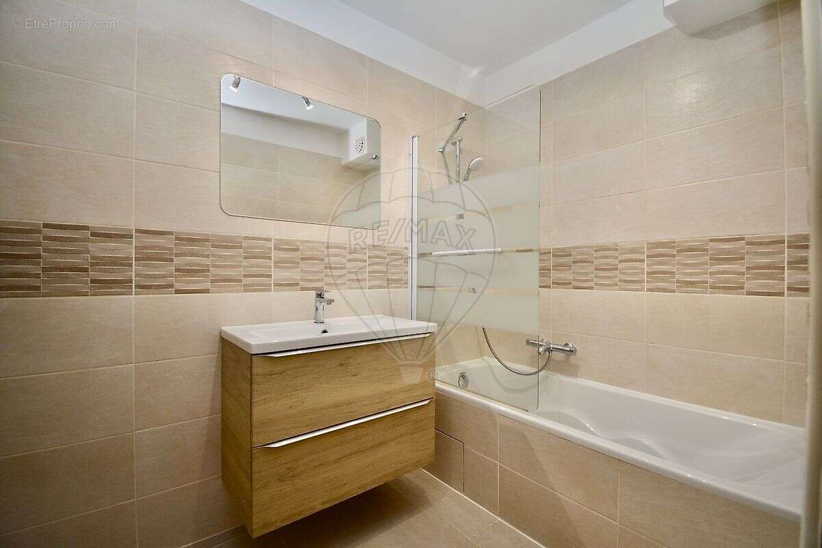 Appartement à LE CANNET