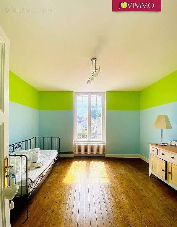 Maison à NERIS-LES-BAINS