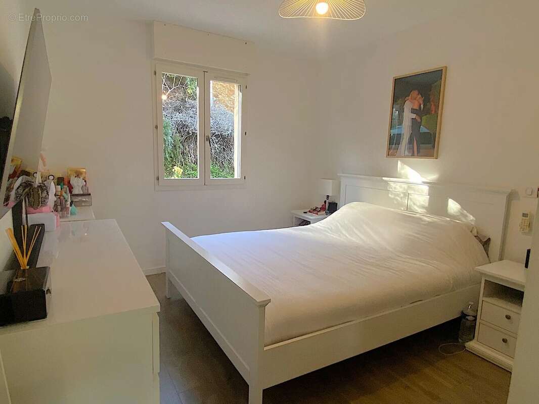 Maison à SAINT-LAURENT-DU-VAR