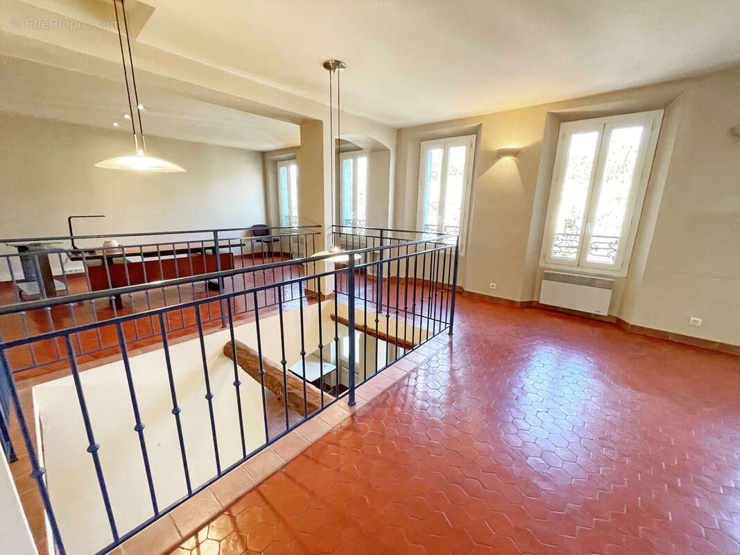 Maison à PLAN-DE-LA-TOUR