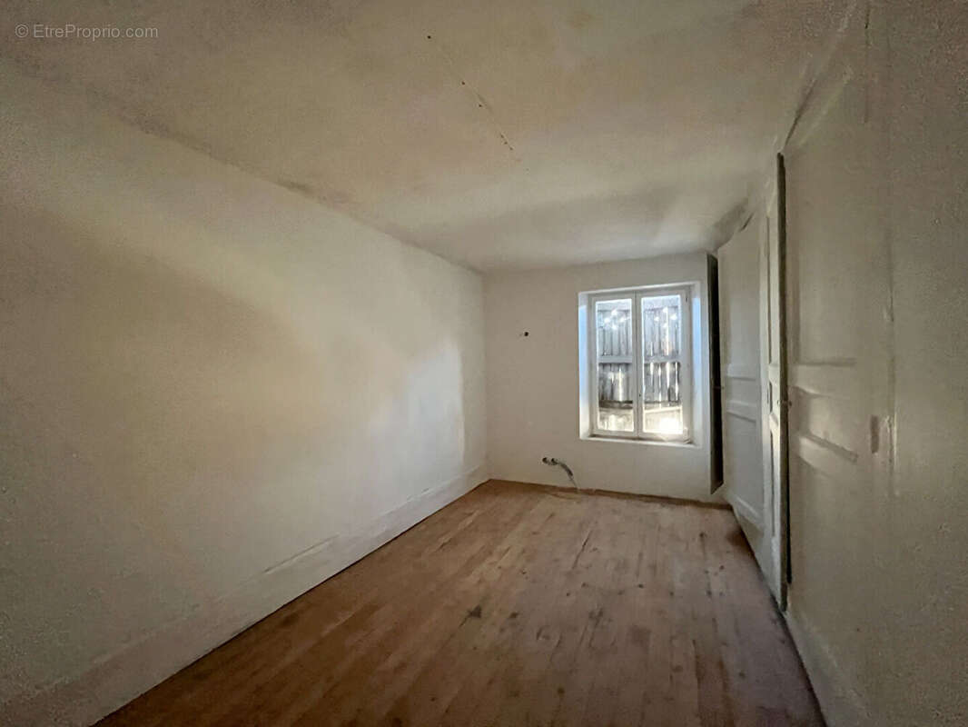 Maison à LA FERTE-SOUS-JOUARRE