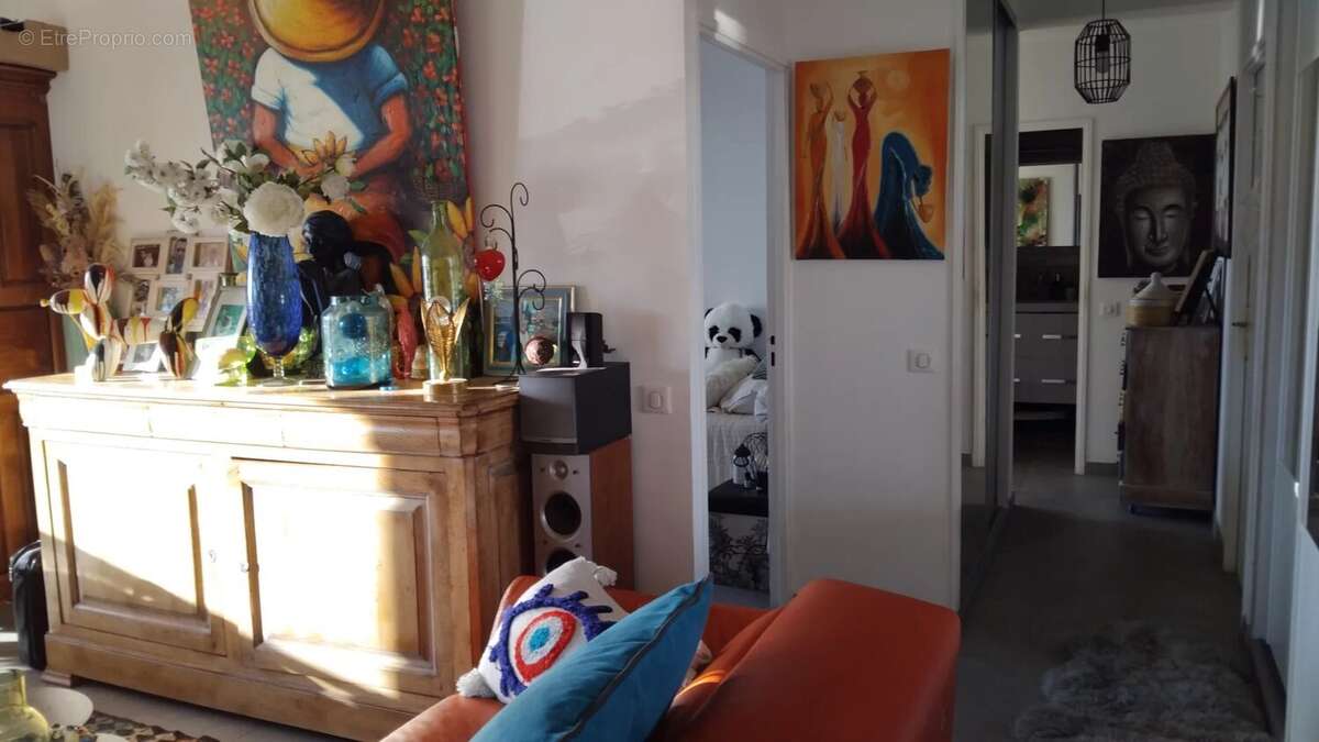 Appartement à MARSEILLE-9E