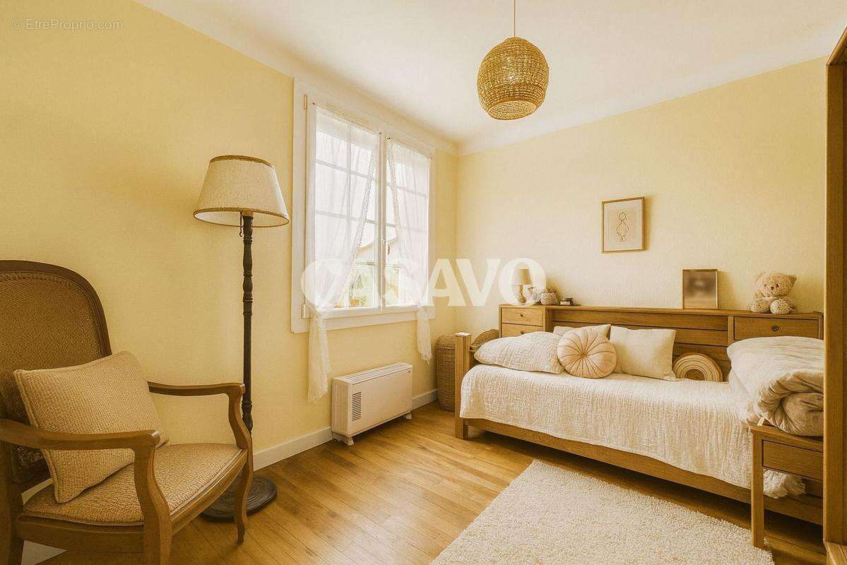 Maison à SAINT-SEBASTIEN-SUR-LOIRE