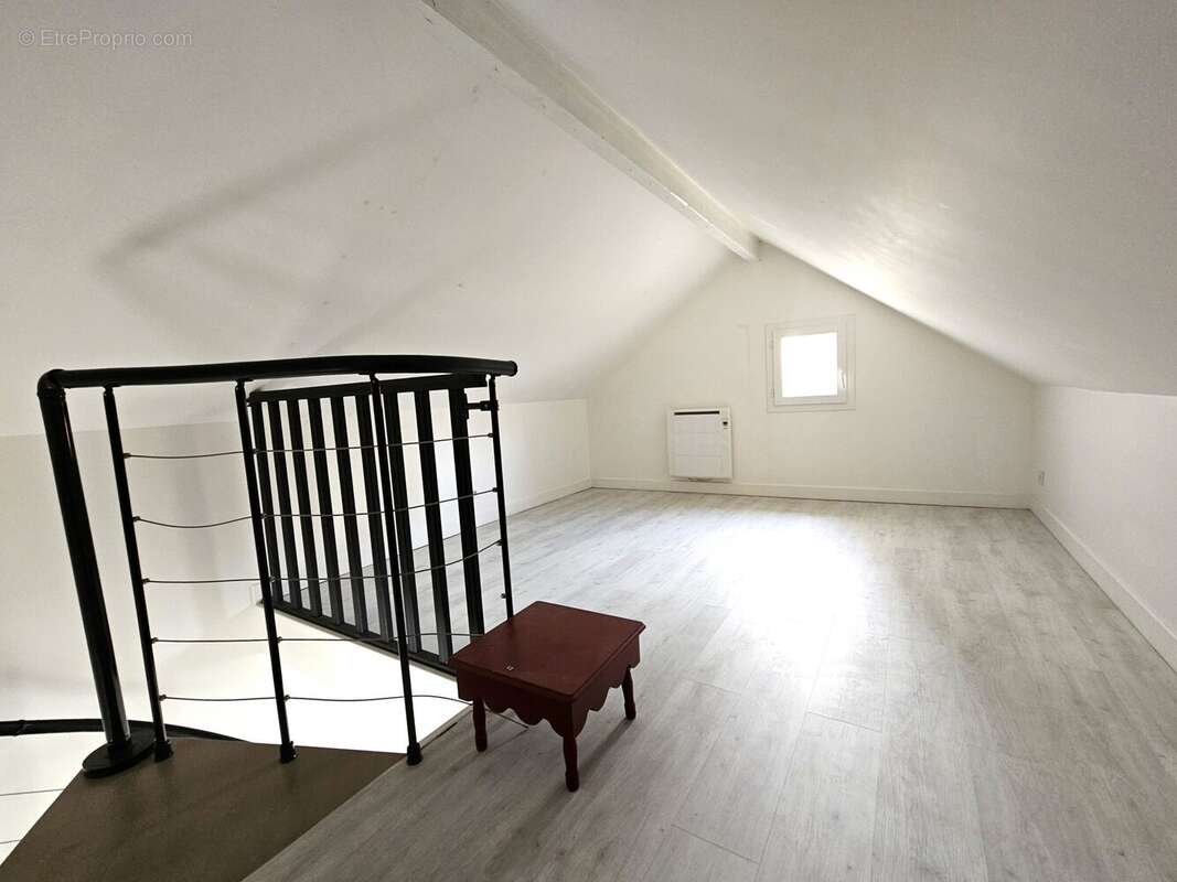 combles - chambre 4 - Appartement à ASNIERES-SUR-SEINE