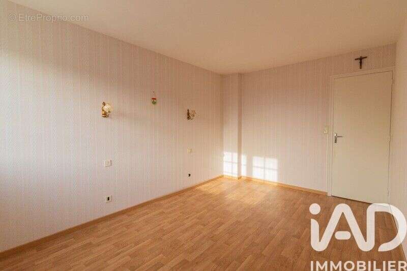 Photo 8 - Maison à CHAMPAGNE-LES-MARAIS