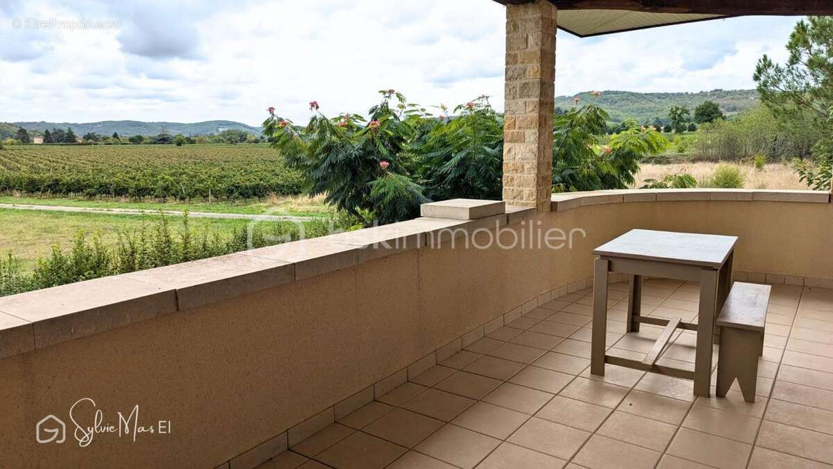 Maison à PUY-L&#039;EVEQUE