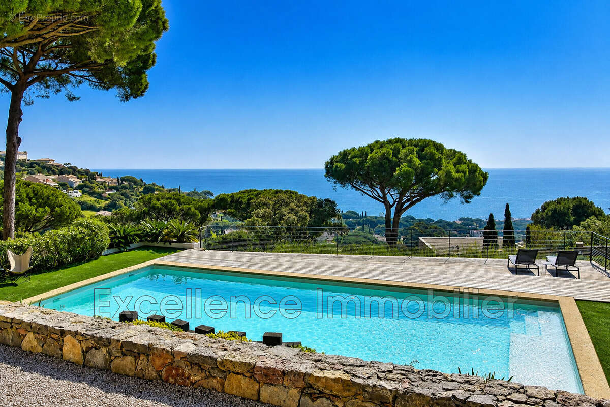 Maison à Sainte-Maxime  - photo 8