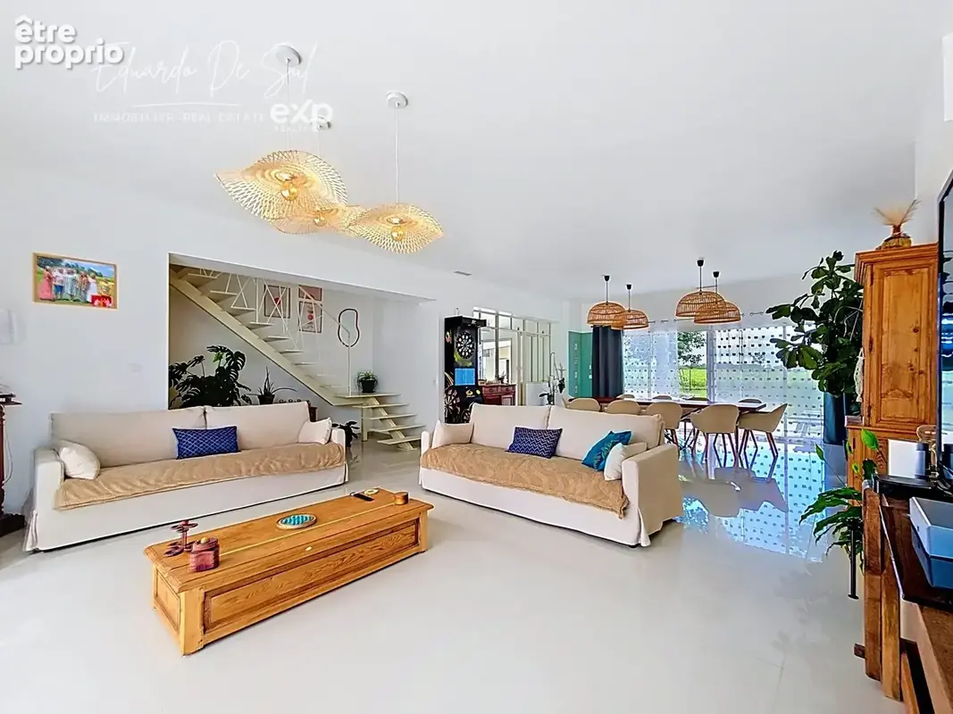 Maison 233 m² à Arsac  - photo 6