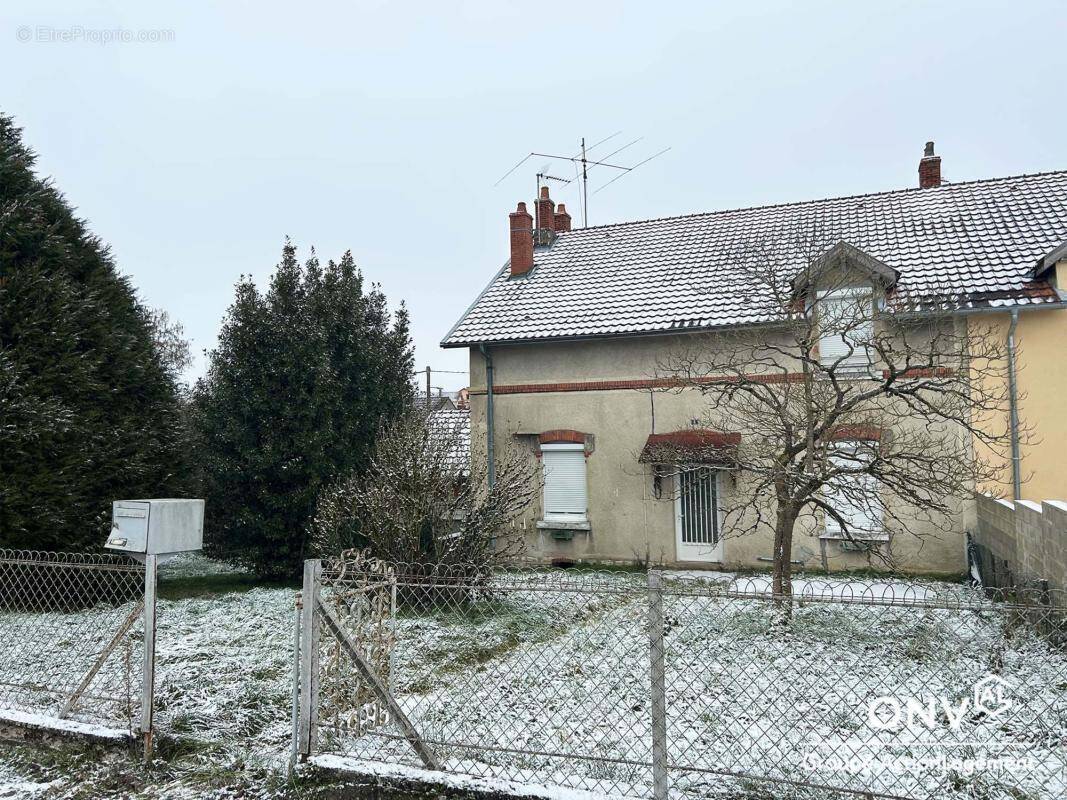 Maison à MONTCEAU-LES-MINES