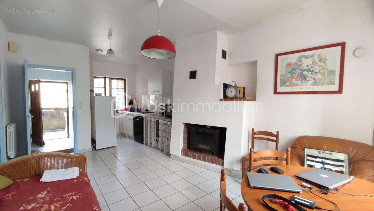 Appartement à CEILHES-ET-ROCOZELS
