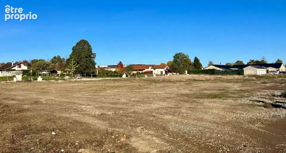 Terrain à ATTIGNAT